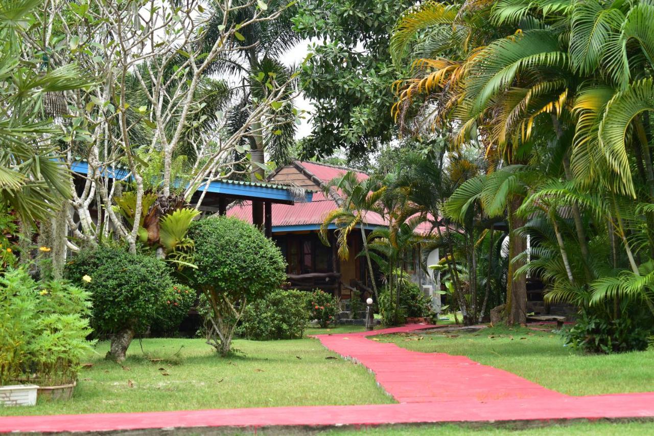 Markhouse Bungalow Ko Kut Luaran gambar