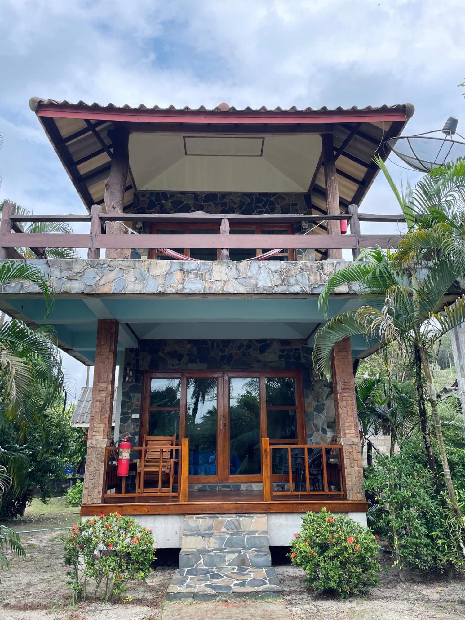 Markhouse Bungalow Ko Kut Luaran gambar
