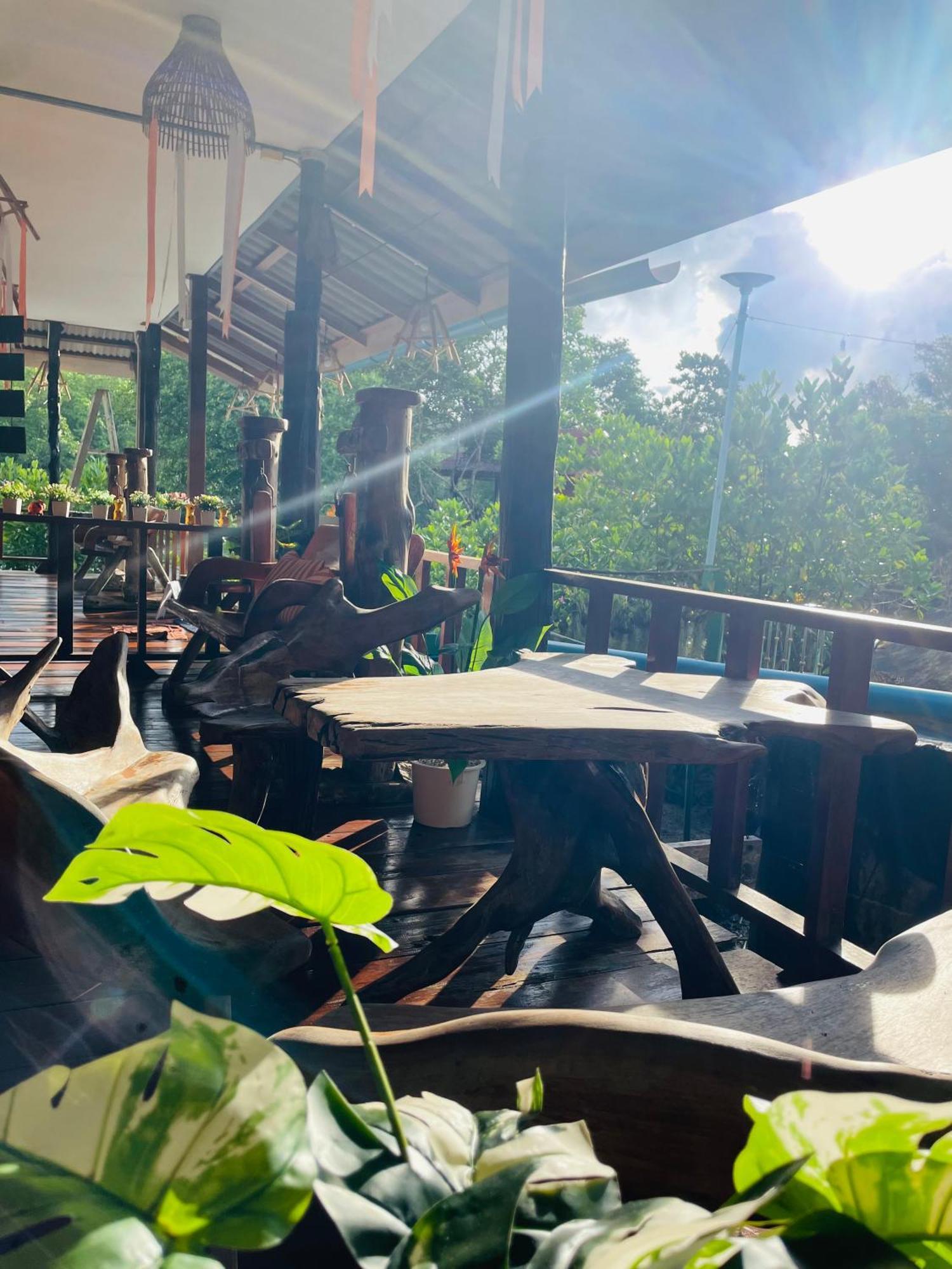Markhouse Bungalow Ko Kut Luaran gambar