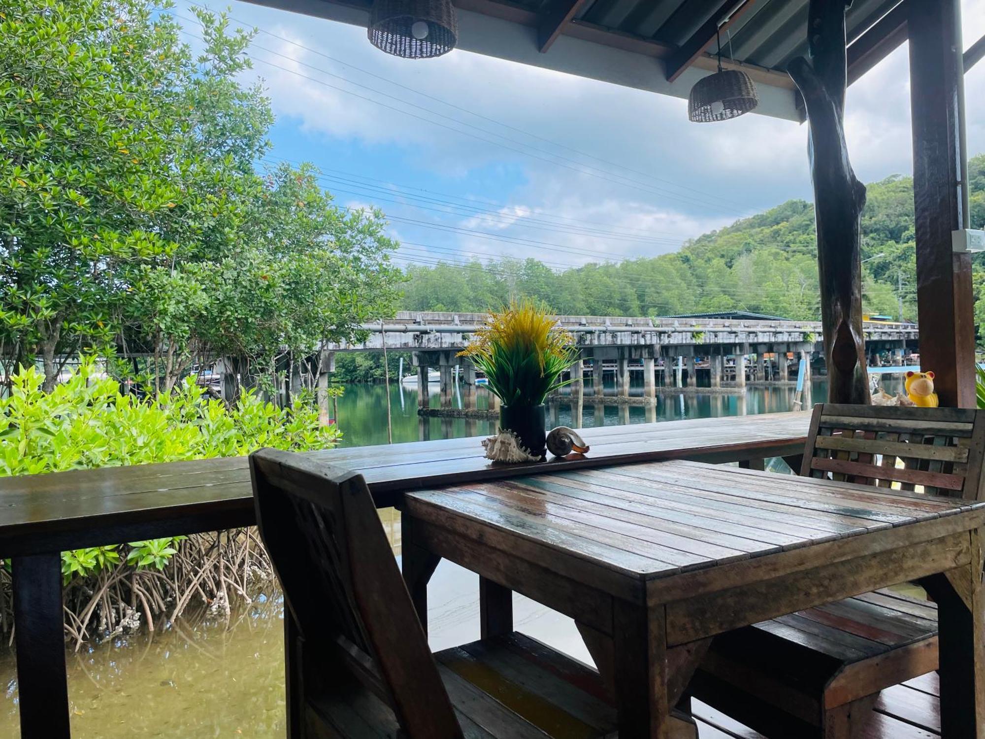 Markhouse Bungalow Ko Kut Luaran gambar