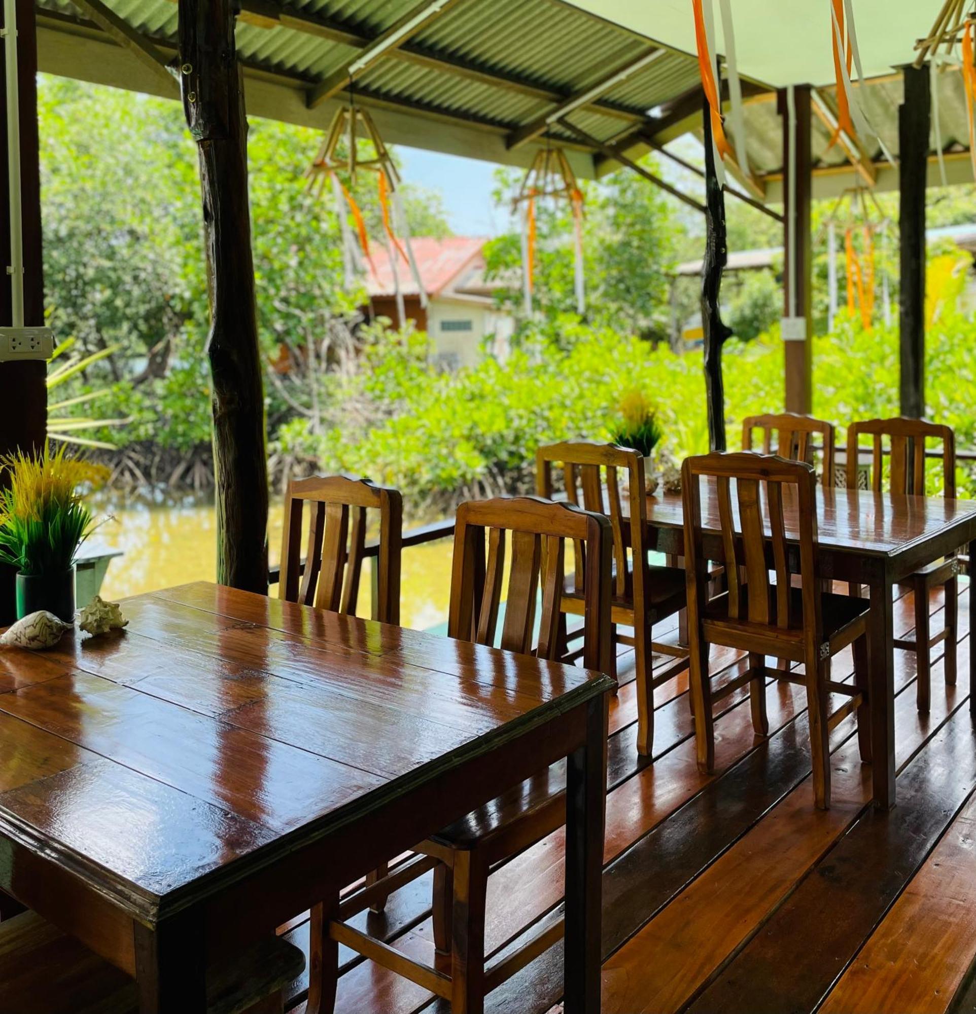 Markhouse Bungalow Ko Kut Luaran gambar